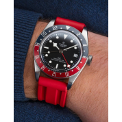 Tudor Black Bay Dark Rubber Strap 22Mm & 24Mm / Red